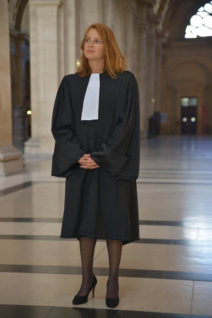 Robe avocat sur mesure 229 Euros Tissu cachemire laine et microfibre