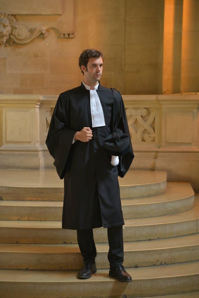 Robe avocat sur mesure 229 Euros Tissu cachemire laine et microfibre